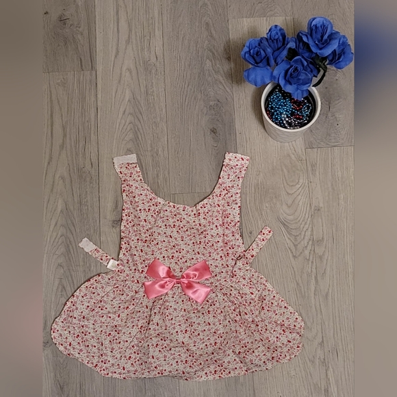 Chong Huo, dog dress floral pink and white, bow and velcro closure - Picture 3 of 11